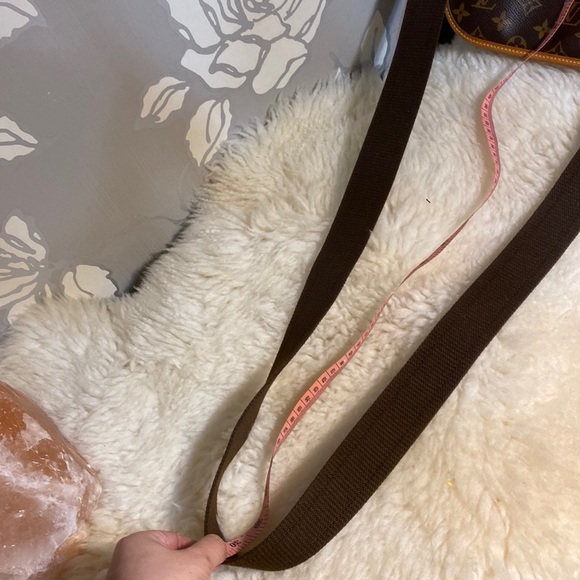 fbpageLuxonlinecanada❌sold out‼️
 Vuitton Bosphore Pm ❤️❤️❤️ - Picture 13 of 17